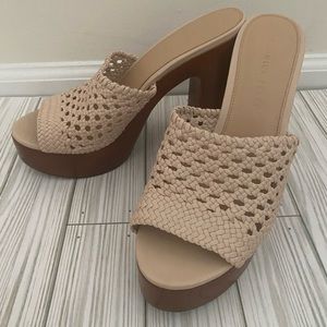 NEW Veronica Beard Woven Leather Platform Sandal